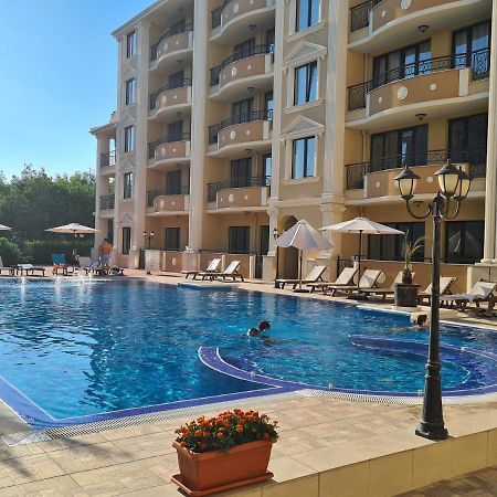 Aparthotel Flora Beach Private Pomorie Exterior foto
