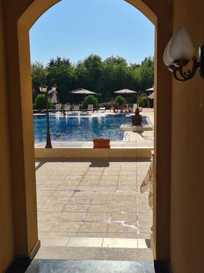 Aparthotel Flora Beach Private Pomorie Exterior foto